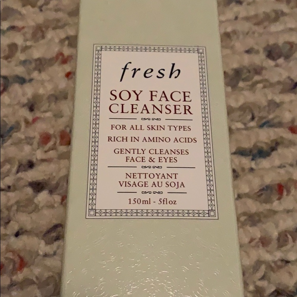 Fresh Soy Face Cleanser